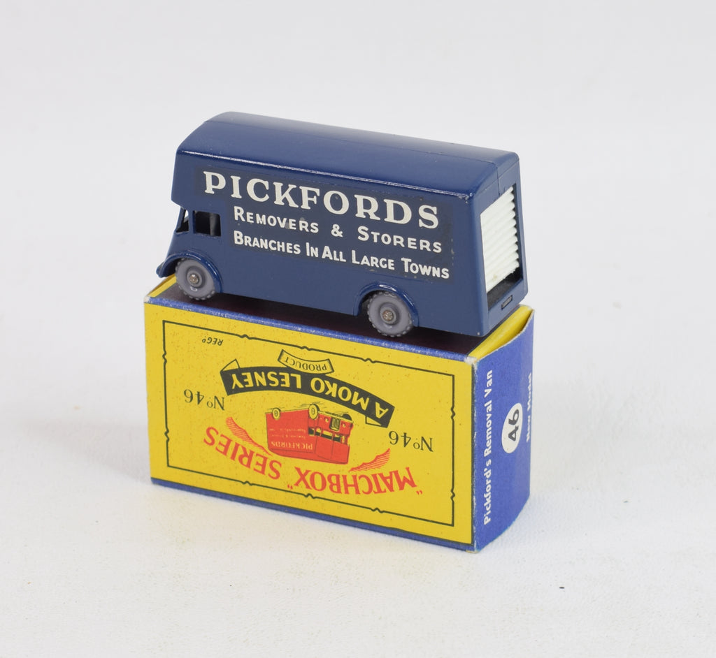 Matchbox Lesney 46 Pickfords Removal van GPW/B5 box Virtually Mint
