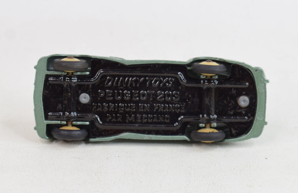 Dinky Toys 24R - Peugeot 203 Vert Métallisé, Rare Première Variante