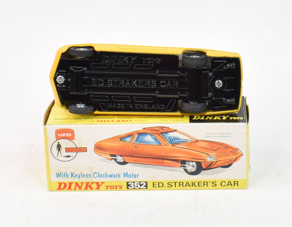 Dinky toys 352 Ed Straker's Virtually Mint/Boxed 'Llanellen