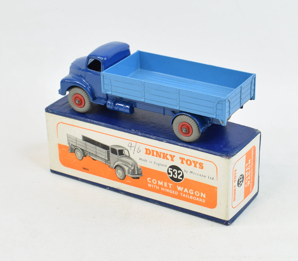 A Dinky Toys No. 531 Leyland Comet lorry, boxed, a No. 531 Leyland Comet, two No. 532 wagons and thr A Dinky Toys No. 531 Leyland Comet lorry, boxed, a No. 531 Leyland Comet, two No. 532 wagons and thr
