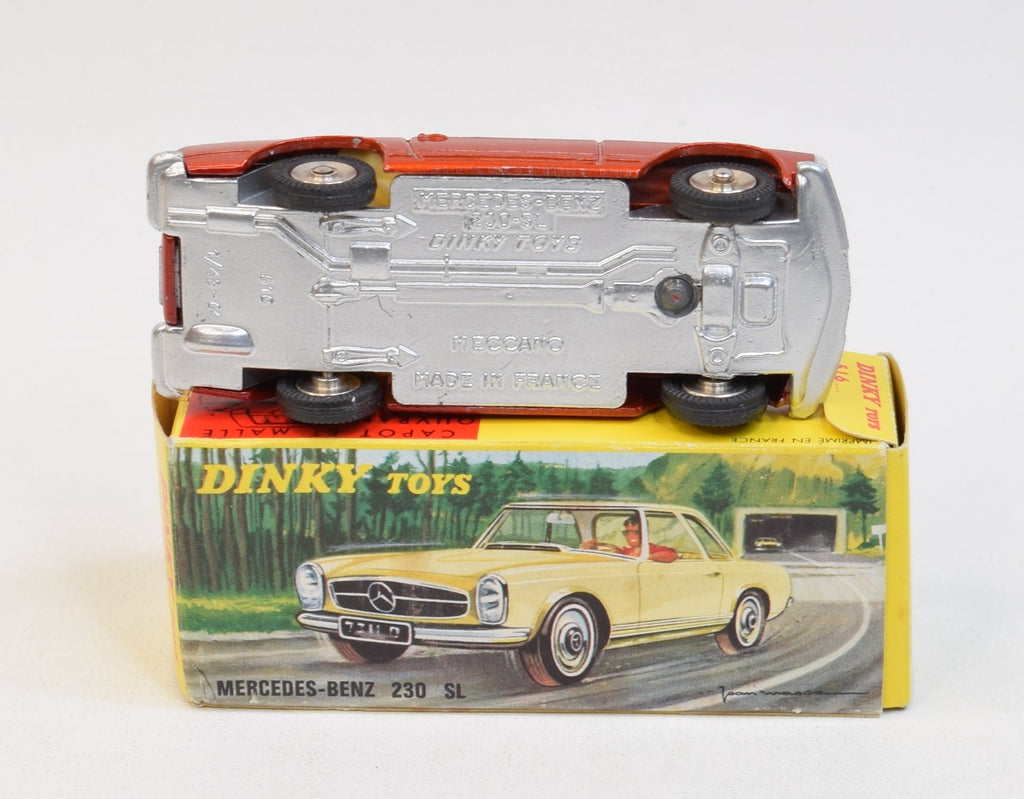 DINKY TOYS : Mercédes Benz 230 SL avec boîte (Réf 516 DINKY TOYS : Mercédes Benz 230 SL avec boîte (Réf 516