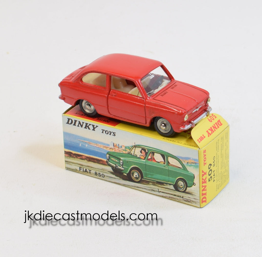 French Dinky 509 Fiat 850 Mint/Lovely box (No.3) – JK DIE-CAST MODELS