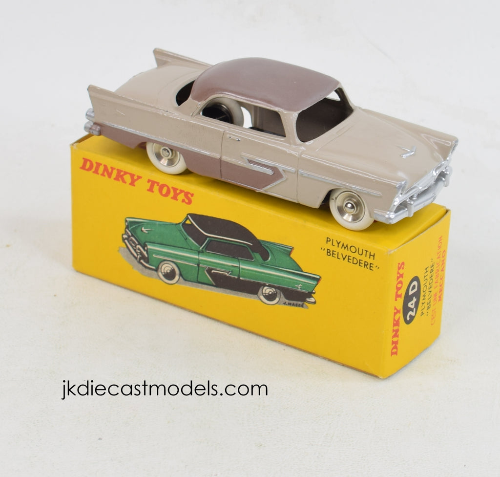 Dinky Toys France Plymouth Belvédère