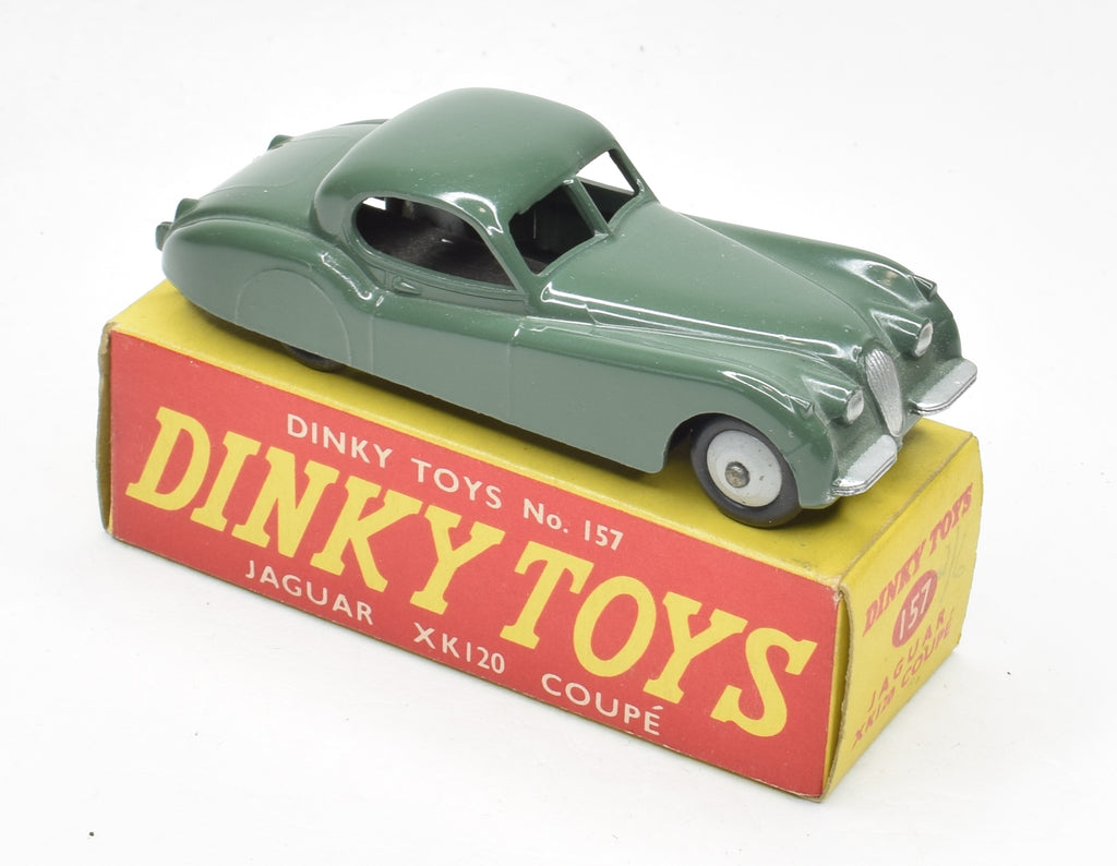Générique ATLAS DINKY TOYS - JAGUAR XK120 GREEN - NOREV COLLECTIBLE CAR - 157 Générique ATLAS DINKY TOYS - JAGUAR XK120 GREEN - NOREV COLLECTIBLE CAR - 157