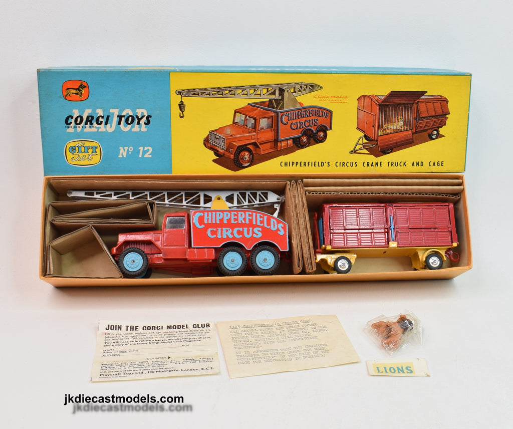 Corgi toys Gift set 12 Chipperfields Crane Cage Virtually Mint