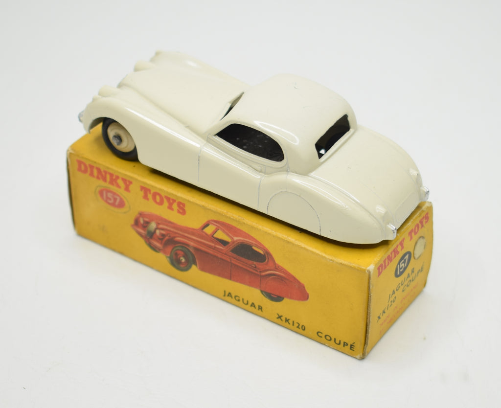 Dinky Toys 157 Jaguar Xk 120 Very Near Mint/Boxed (C.C) (Cream