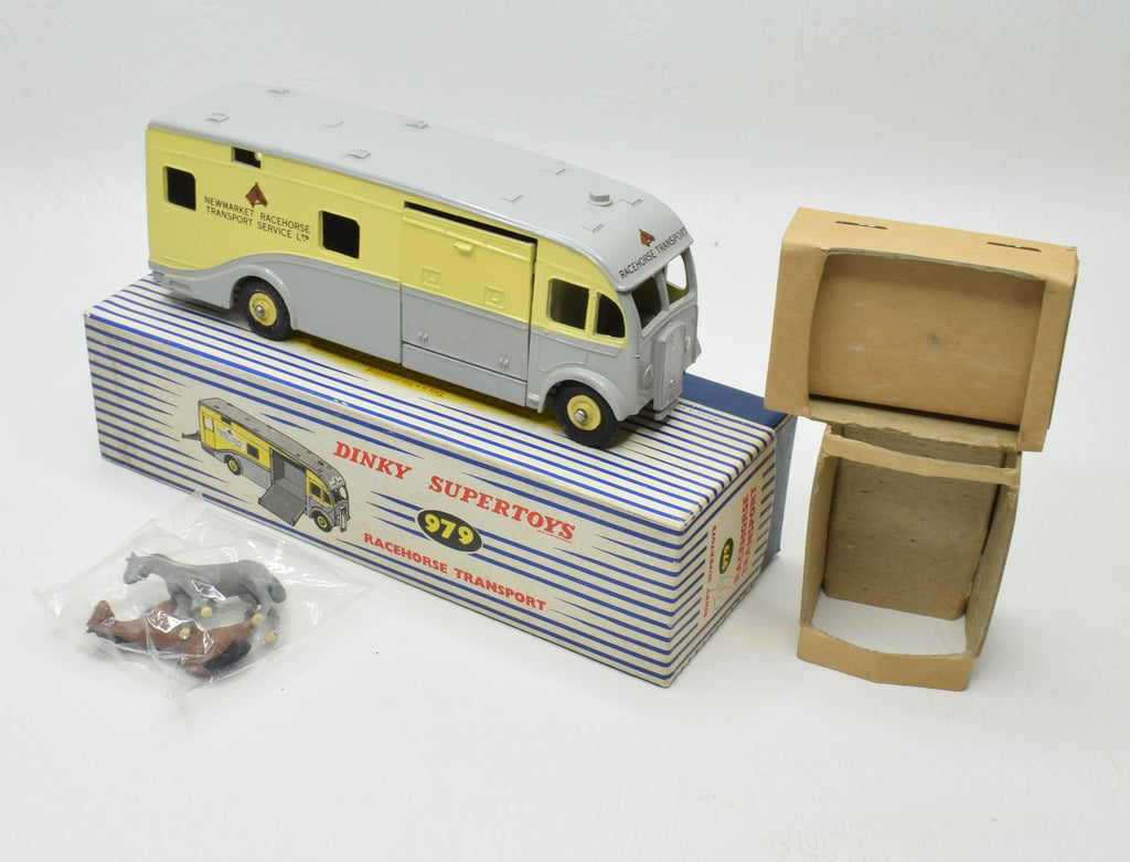 Dinky toys 979 'NEWMARKET' Horse Box Virtually Mint/Boxed – JK DIE