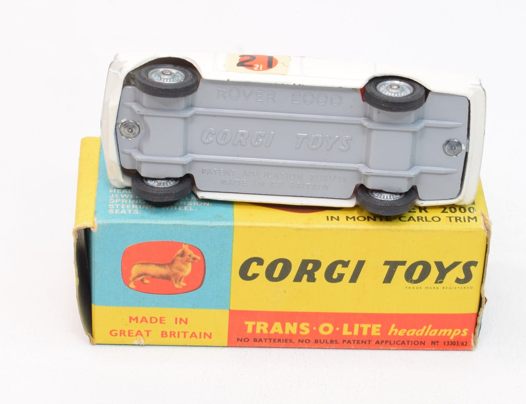Corgi toys 322 Rover 2000 'International Rally Finish' Virtually