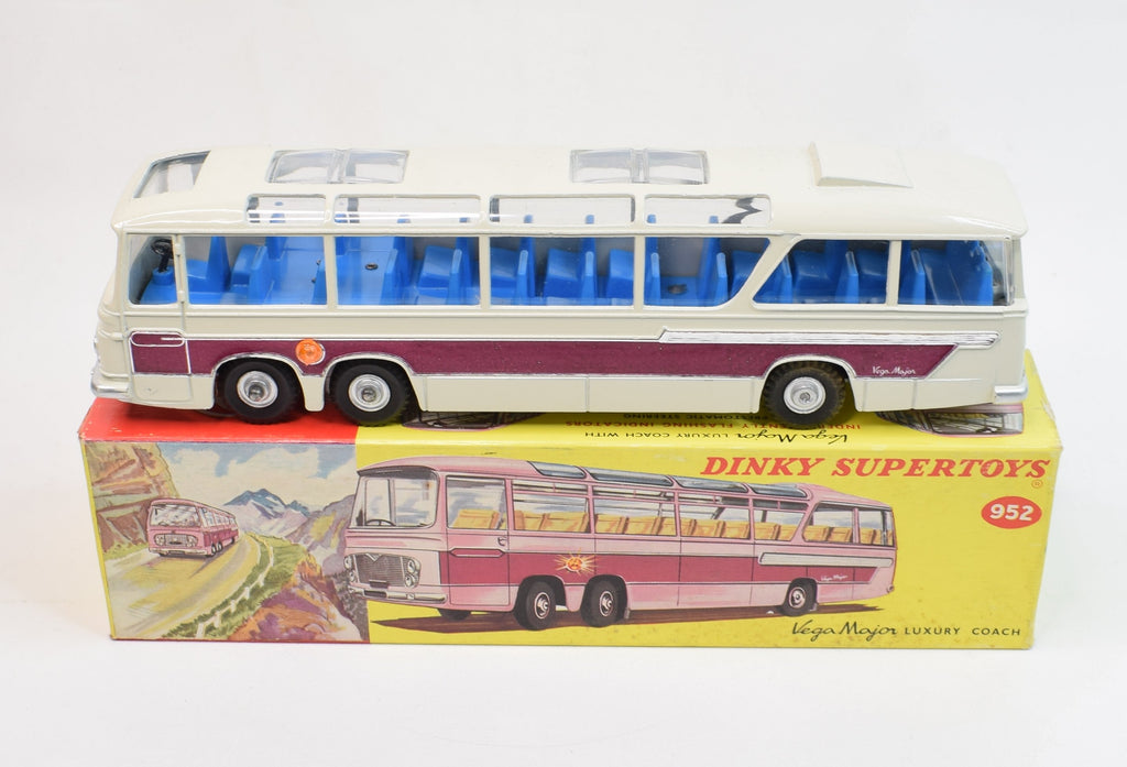 Dinky toys 952 Vega Major Luxury Coach Virtually Mint/Boxed – JK