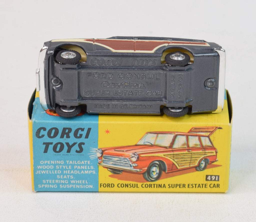 CORGI TOYS 234 FORD CONSUL très proche neuf boite Very Near Mint original Box CORGI TOYS 234 FORD CONSUL très proche neuf boite Very Near Mint original Box