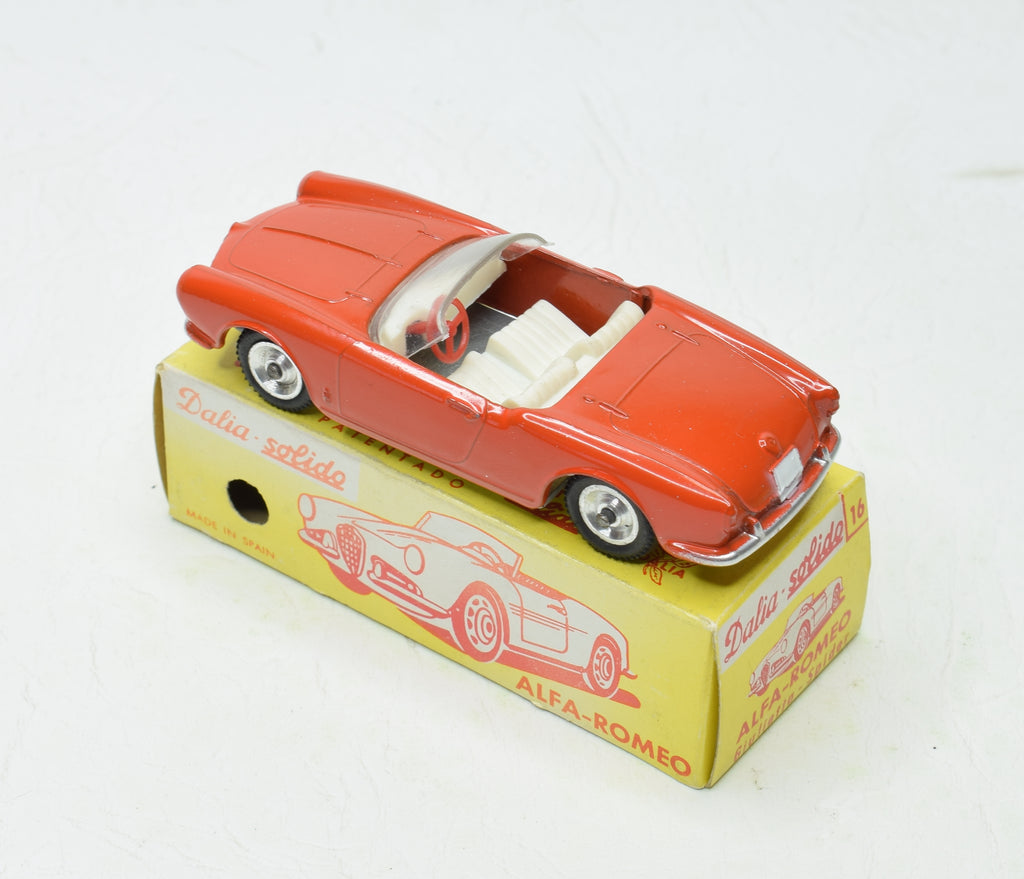 【piccolo】Dalia Solido 　NO.30FIAT2300 Dalia-Solido 30 Fiat 2300 Virtually Mint/Boxed – JK DIE-CAST