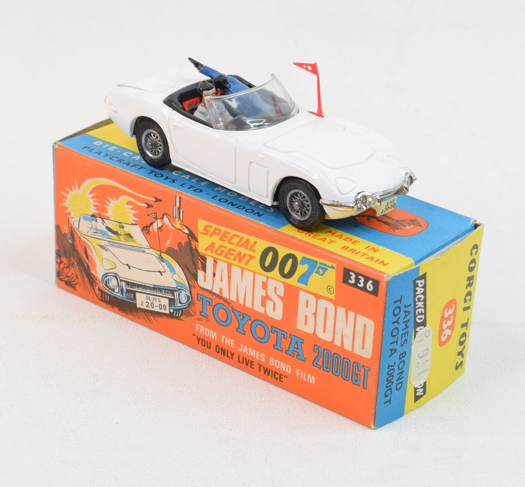 Corgi toys 336 James Bond Toyota Virtually Mint/Nice box - The