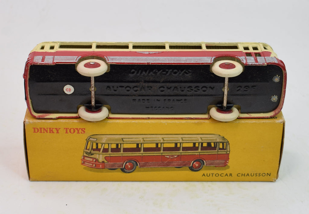 DINKY TOYS AUTOCAR CHAUSSON 29F/571