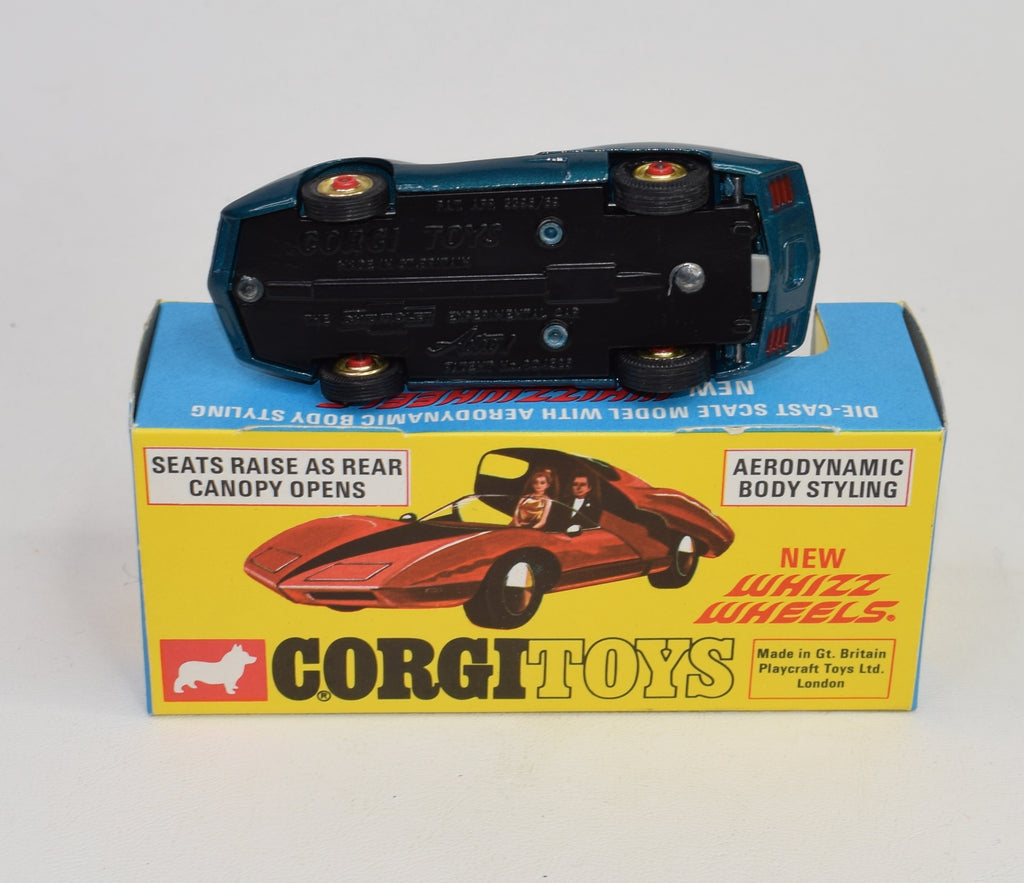 Corgi toys 347 Chevrolet Astro 1 Experimental car 'JJP Vancouver