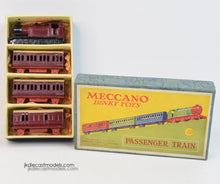 1934/40 Meccano Dinky toys No.20Passanger Train set Virtually Mint/Stunning box