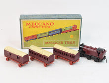 1934/40 Meccano Dinky toys No.20Passanger Train set Virtually Mint/Stunning box