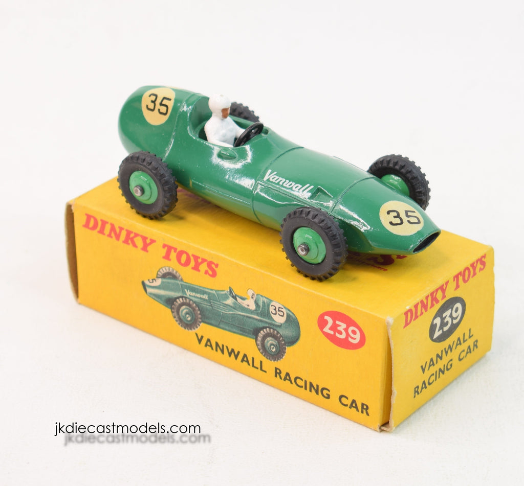 DSC_8812_305b9bb7-a9e0-46e9-