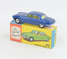 Corgi toys 238 Mark X Jaguar Virtually Mint/Nice box