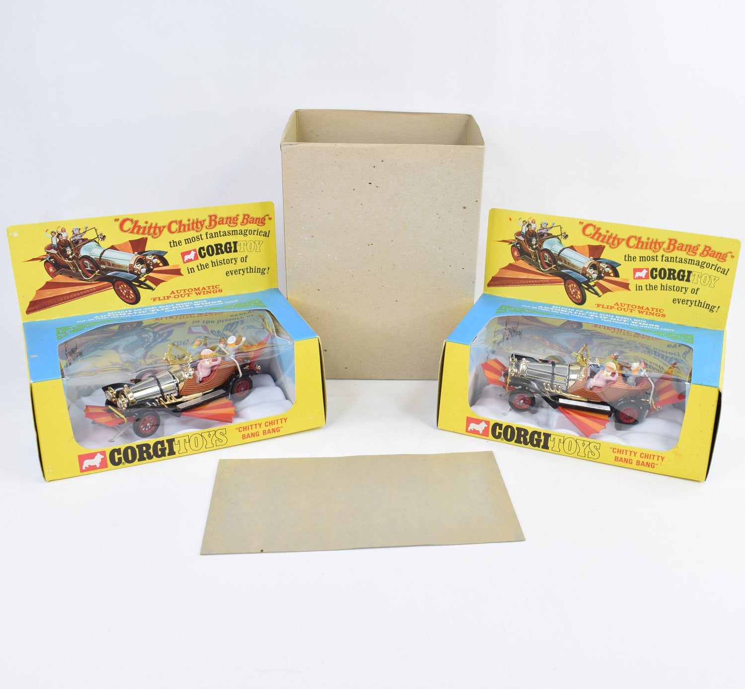Delivery sleeve of 2 Corgi 266 Chitty Chitty Bang Bang Virtually Mint/Lovely boxes