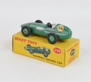 Dinky toys 239 Vanwall Virtually Mint/Nice box