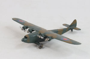 Pre war Dinky toys 66a Heavy bomber (Dark Camouflage) Very near mint