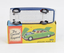 Corgi toys 238 Mark X Jaguar Virtually Mint/Boxed