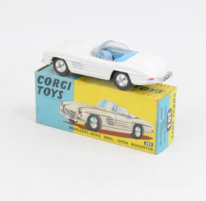 Corgi toys 303 Mercedes-Benz 300sl Roadster Virtually Mint/Boxed