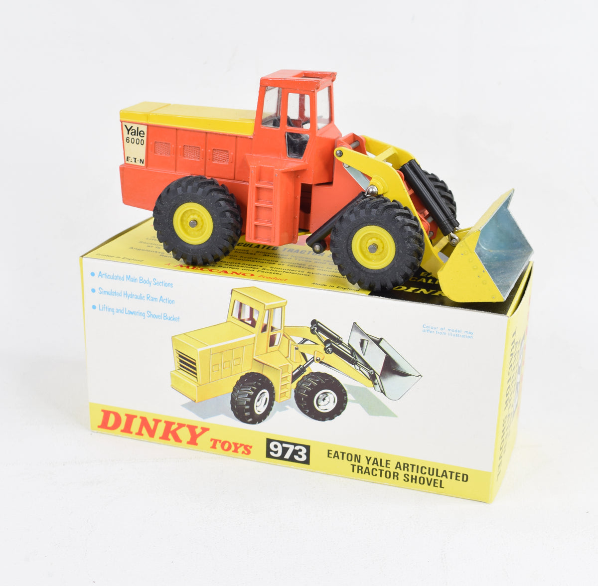 Dinky toy 973 Eaton Yale Shovel Virtually Mint/Lovely box