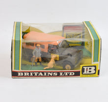 Britain's 9576 Farm Land-Rover Virtually Mint/Boxed