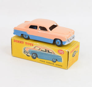 Dinky toys 170 Ford Fordor Virtually Mint/Boxed