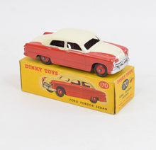 Dinky toys 170 Ford Fordor Virtually Mint/Nice box