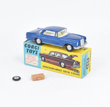 Corgi Toys 253 Mercedes 220se Virtually Mint/Nice box