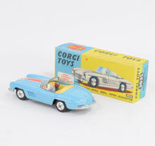Corgi toys 303s Mercedes-Benz 300sl Roadster (RN3) Virtually Mint/Nice box