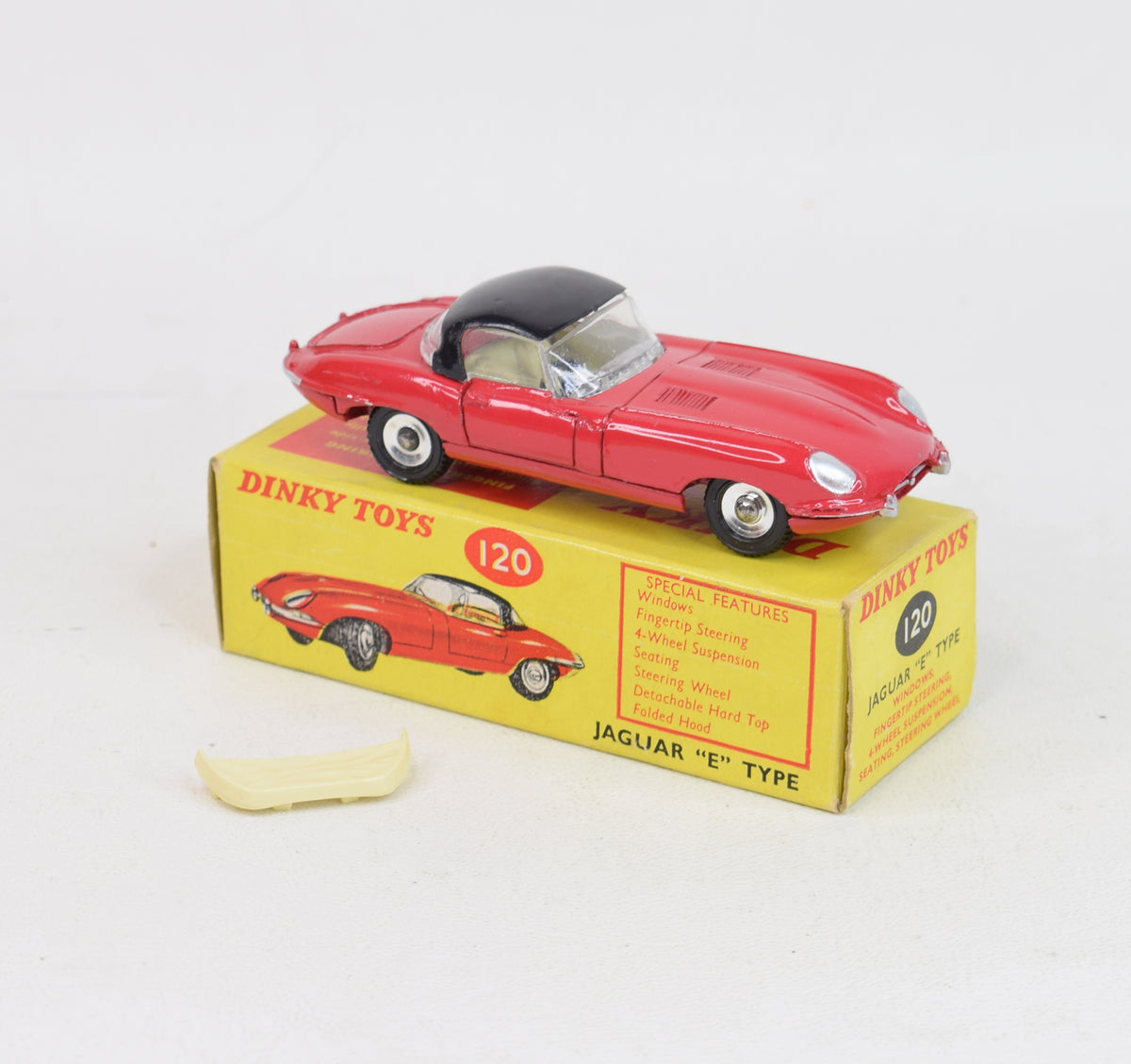 Dinky toy 120 Jaguar e-type Virtually Mint/Boxed