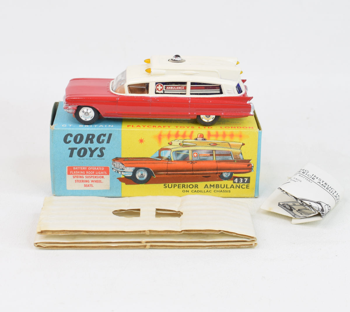 Corgi toys 437 Superior Ambulance Virtually Mint/Lovely Box