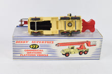 Dinky toys 977 Commercial Service Platform Very Near Mint/Nice box
