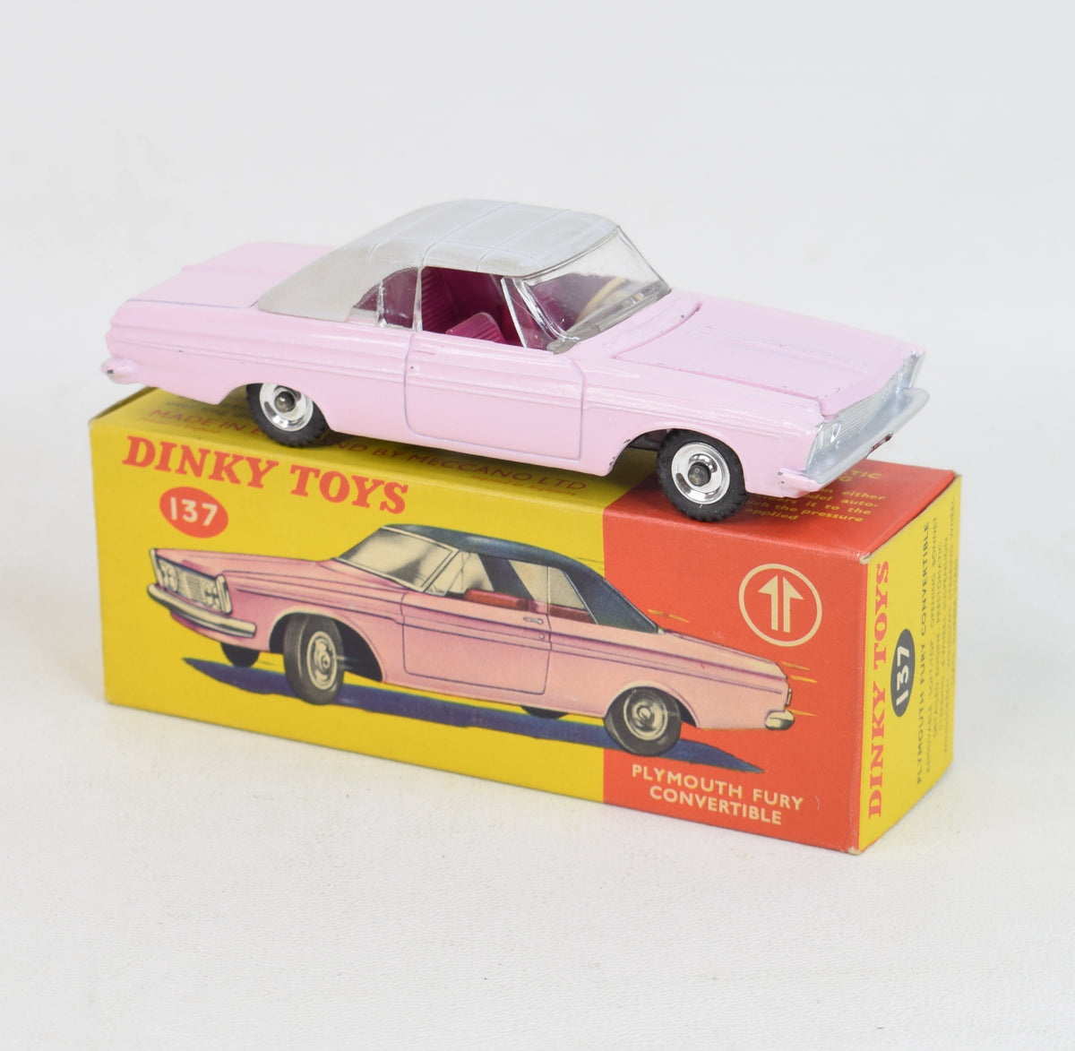 Dinky toy 137 Plymouth Fury Virtually Mint/Nice box