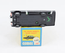 Corgi toy 268 Green Hornet Virtually Mint/Nice box (Cast hubs)