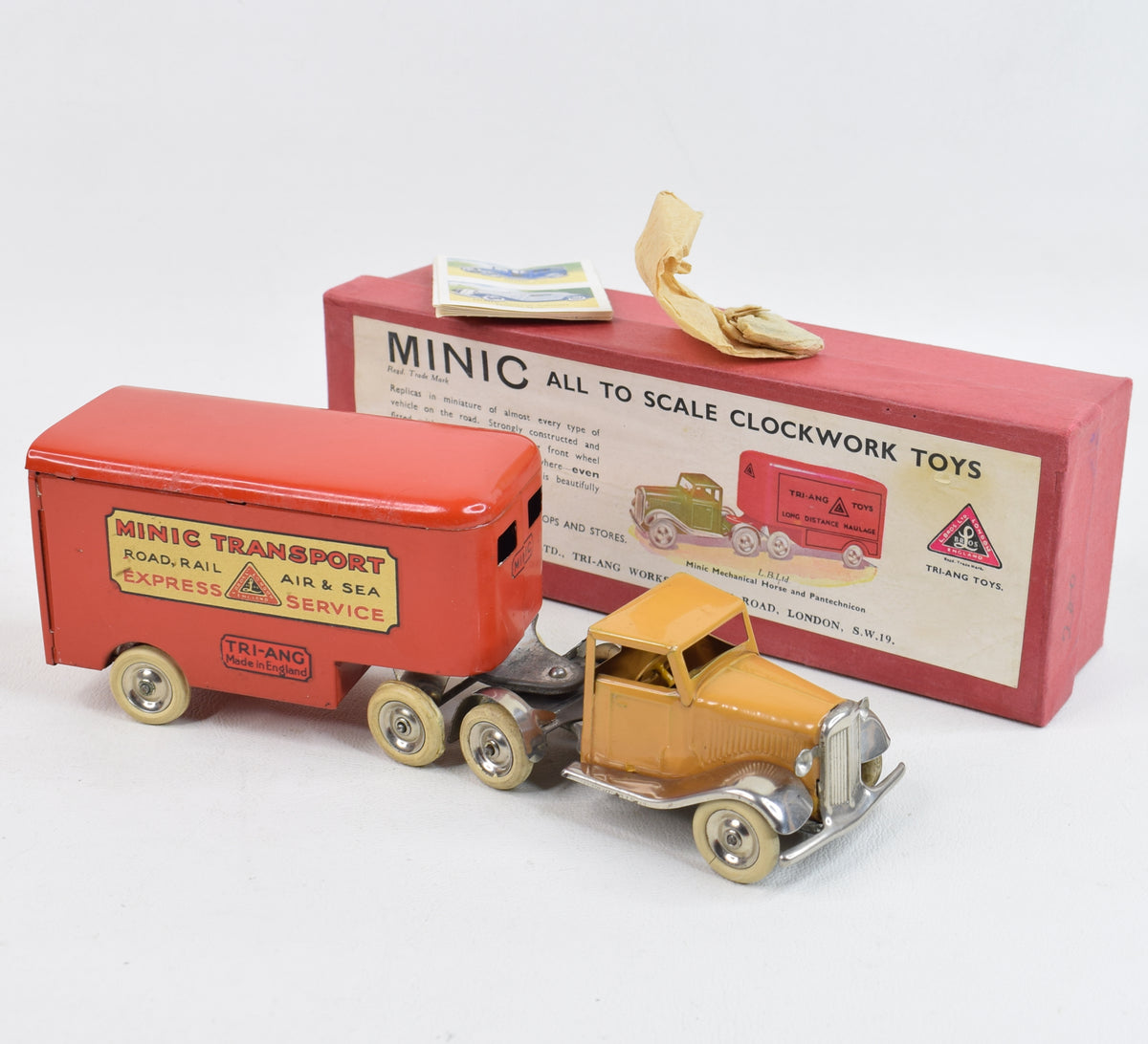 Tri-ang Minic 30m Mechanical Horse with Pantechnicon set Very Near Mint/Boxed