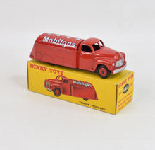 Dinky toys 30p/440 'Mobilgas' Tanker Virtually Mint/Nice box