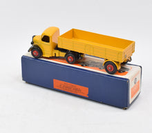 Dinky Toys 521 Articulated Bedford Virtually Mint/Nice box 'BGS Collection'