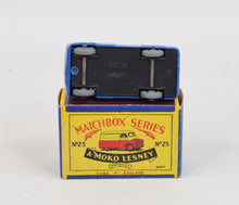 Matchbox Lesney 25 Bedford 'Dunlop' RW/B1 box Virtually Mint/Nice box
