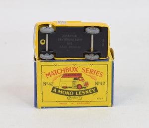Matchbox Lesney 42 Evening news RW/B2 box Virtually Mint/Nice box