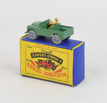 Matchbox Lesney 12 Land Rover RW/B1 box Virtually Mint/Lovely box