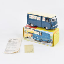 French Dinky 570 Fourgon 'Allo Fret' Virtually Mint/Nice box