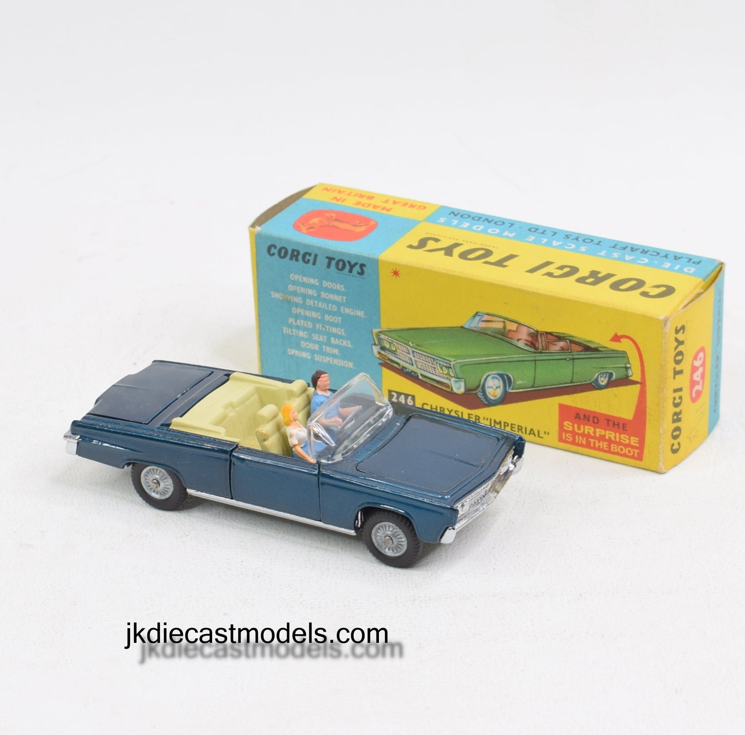 Corgi toys 246 Chrysler Imperial Virtually Mint/Nice box
