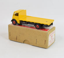 Dinky Guy 512 Guy Virtually Mint/Nice box