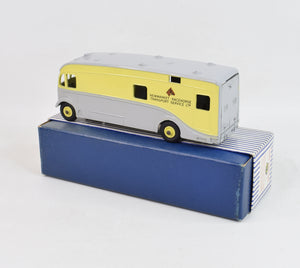 Dinky toys 979 'NEWMARKET'  Horse Box Virtually Mint/Boxed