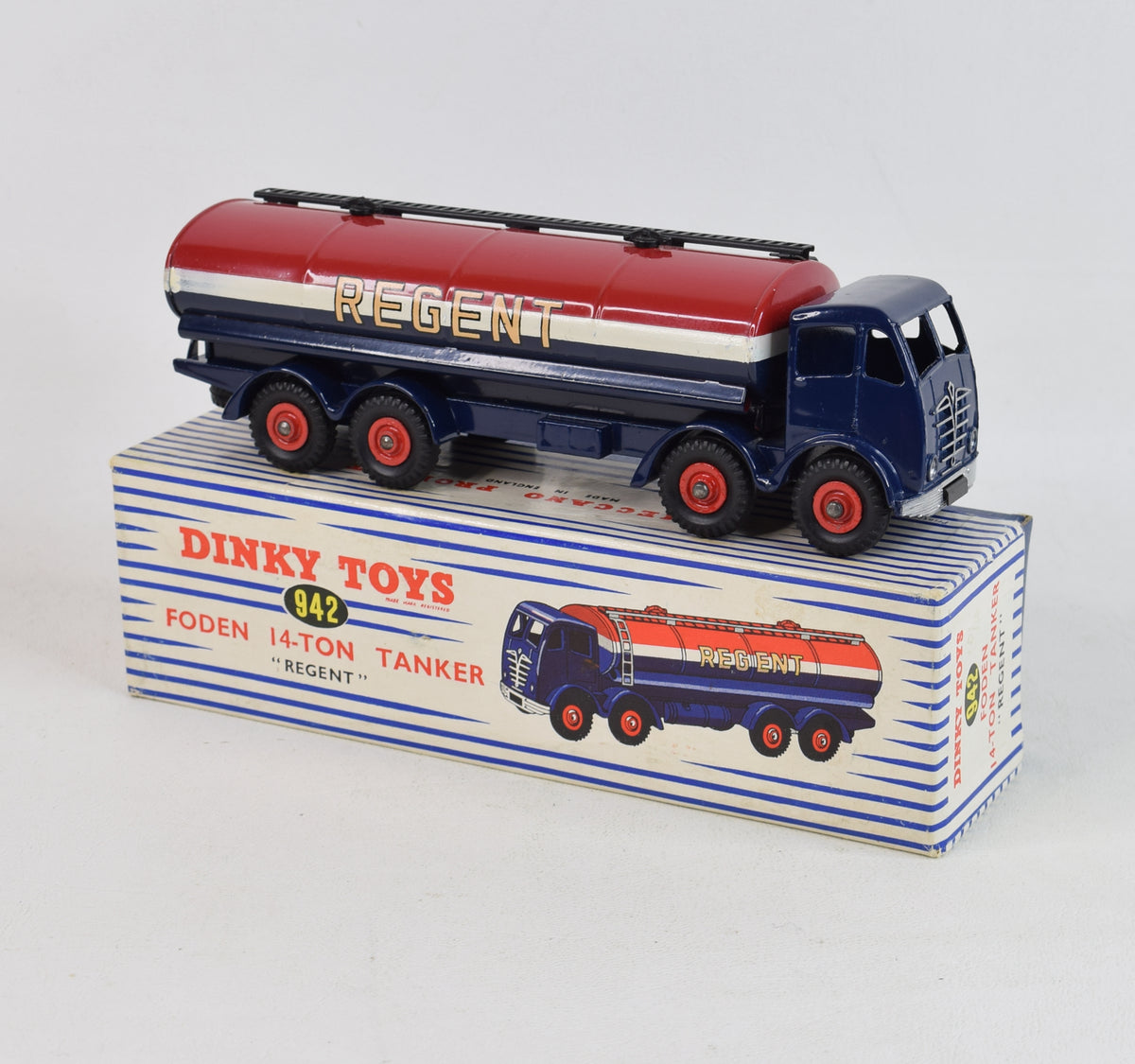 Dinky Toys 942 'Regent' Virtually Mint/Boxed