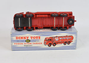Dinky Toys 941 'Mobilgas' Virtually Mint/boxed